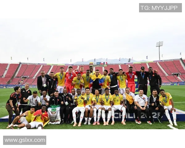 世界杯激战正酣，历史性时刻引发全球球迷热议与期待