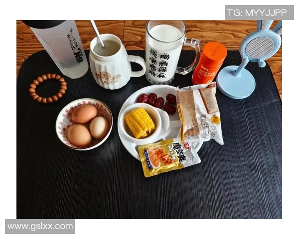 健身达人必看：全面提升力量与耐力的训练计划与饮食搭配指南