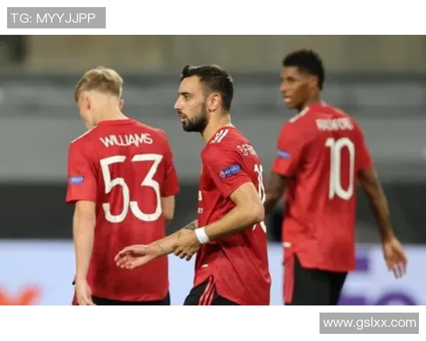 新疆广汇男篮鏖战劲敌全力冲击新赛季揭幕战胜利时刻