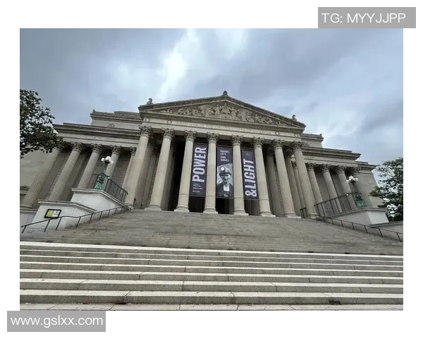 朱利叶斯·欧文：从文学巨匠到历史见证者的成长之路